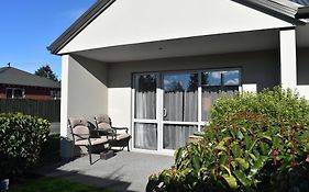 Darfield Motel
